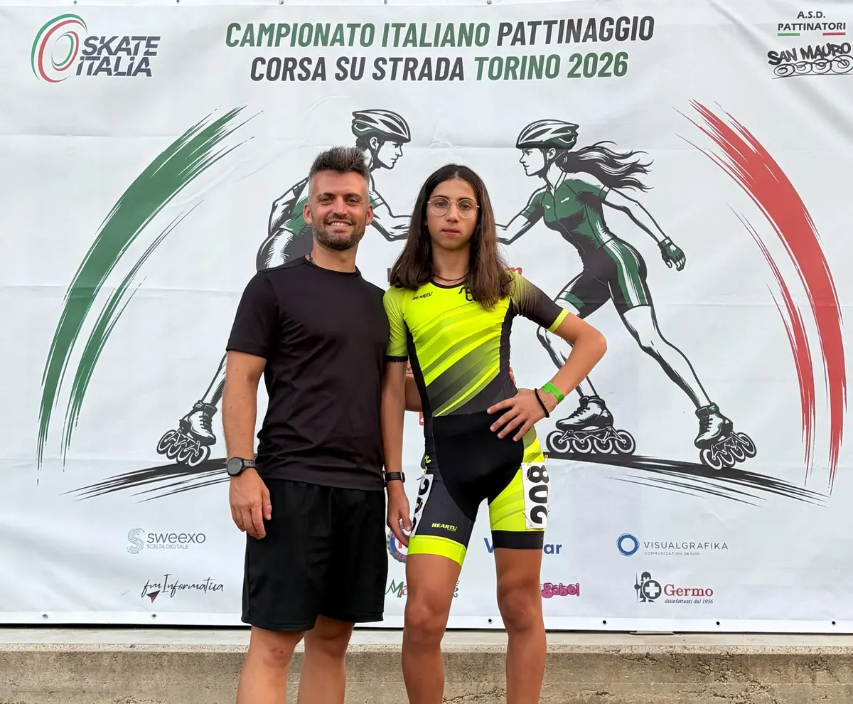 Aldo Siani di ASD Sport Lab con l'allenatore Guido Camardella ai Campionati Italiani di pattinaggio corsa su strada Torino 2026